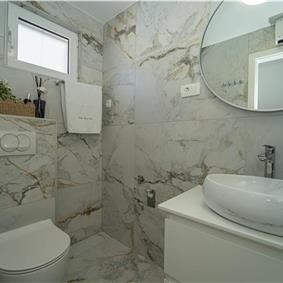 6 Bedroom Beachfront Villa with Heated Pool near Vela Luka on Korcula Island, Sleep 12